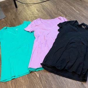 Bundle of 3 t-shirts